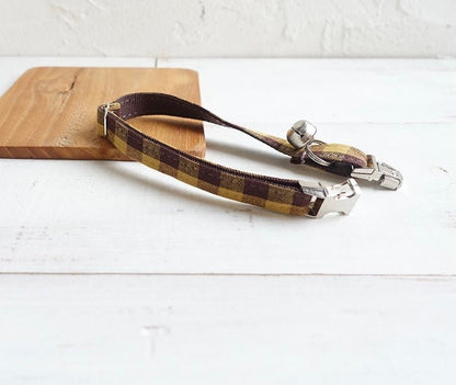 COLLAR - A TAD OF BROWN PLAID - Dulces Mascotas BCN