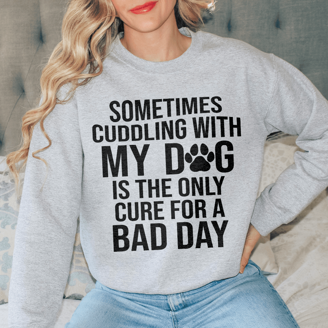 Sometimes Cuddling With My Dog - Dulces Mascotas BCN